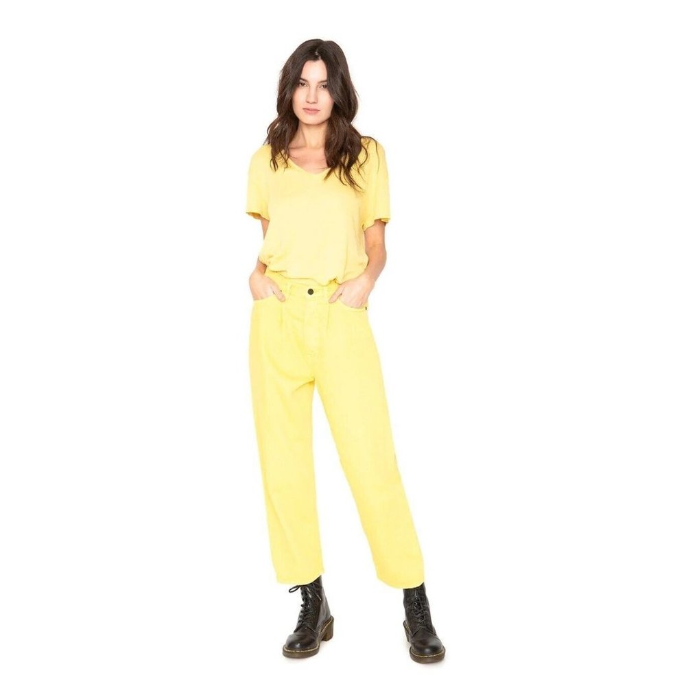 NWT Sandrine Rose Wide Leg Jeans Sz 28 Yellow Z187-52